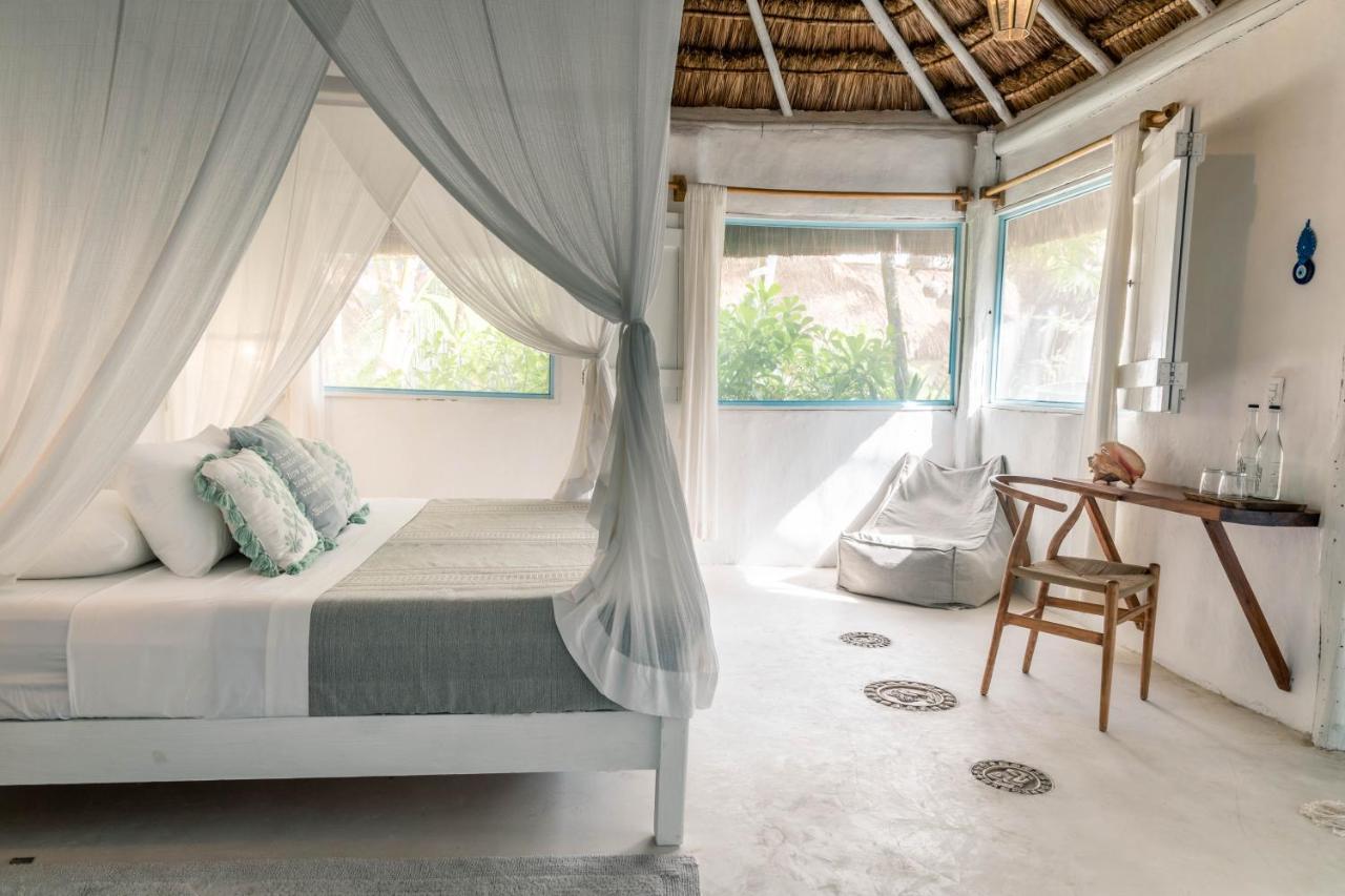 Отель Playa Mambo Eco Cabanas Тулум Экстерьер фото